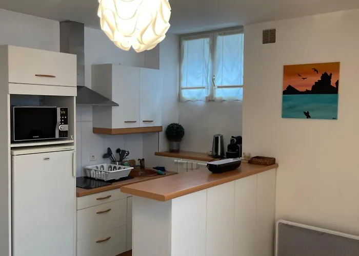 Апартаменты Appartement Biarritz *