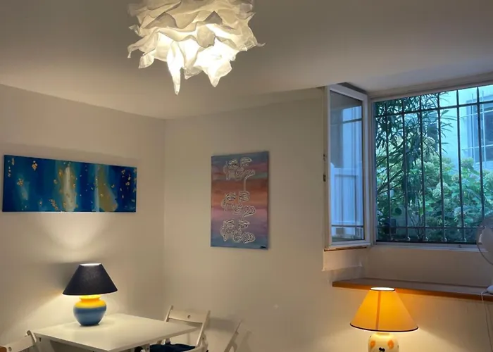 Appartement Biarritz Апартаменты *